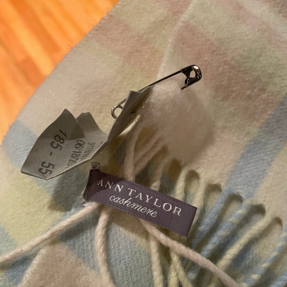 Ann Taylor Long Cashmere Scarf - Picture 2 of 5
